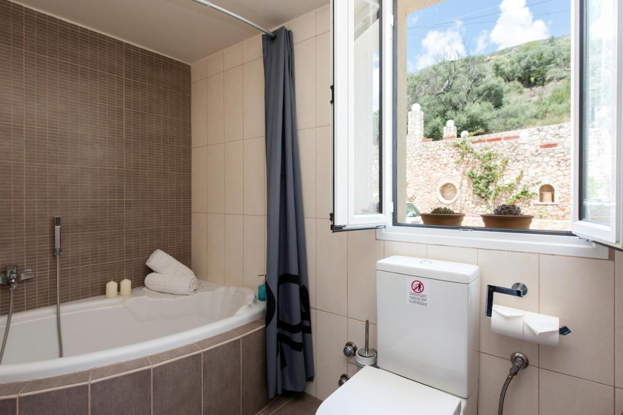 Terra Rossa By Konnect, Views To Ionian Sea Villa Spartylas Eksteriør bilde